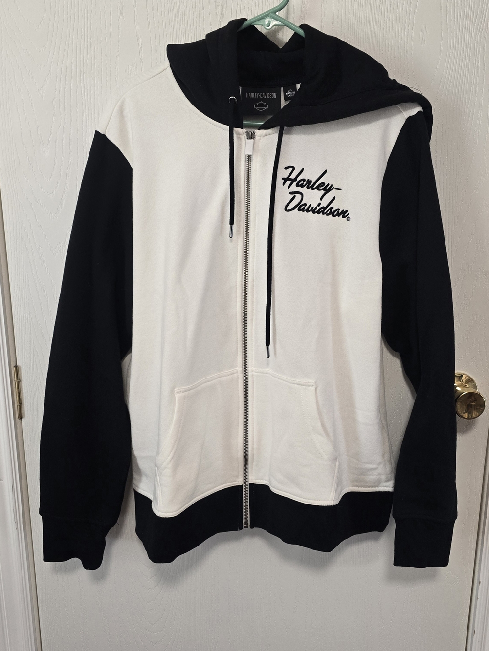 Harley-Davidson Two-Tone Zip Hoodie - Black & Cream - Picture 2 of 6
